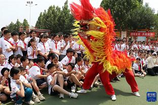 今日趣图：陈戌源无期徒刑祭旗！今晚国足力争取胜！